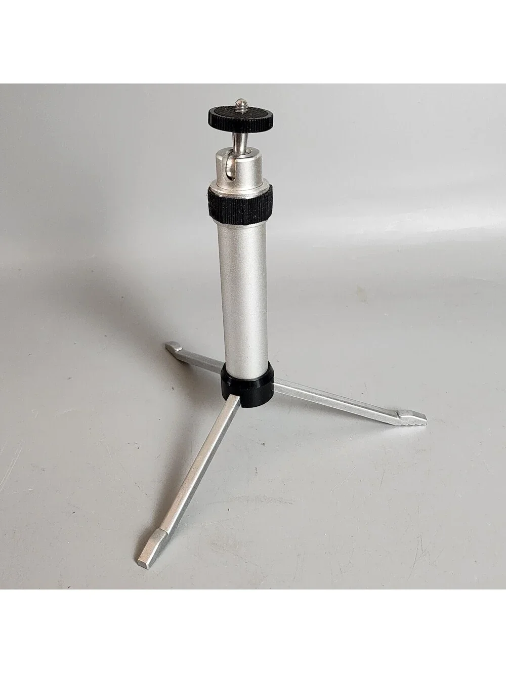 Kalimar Mini Pod K-481 Compact Travel Tripod Table-Top Gray Vintage